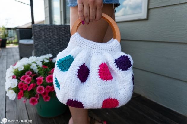 crochet fat bottom bag